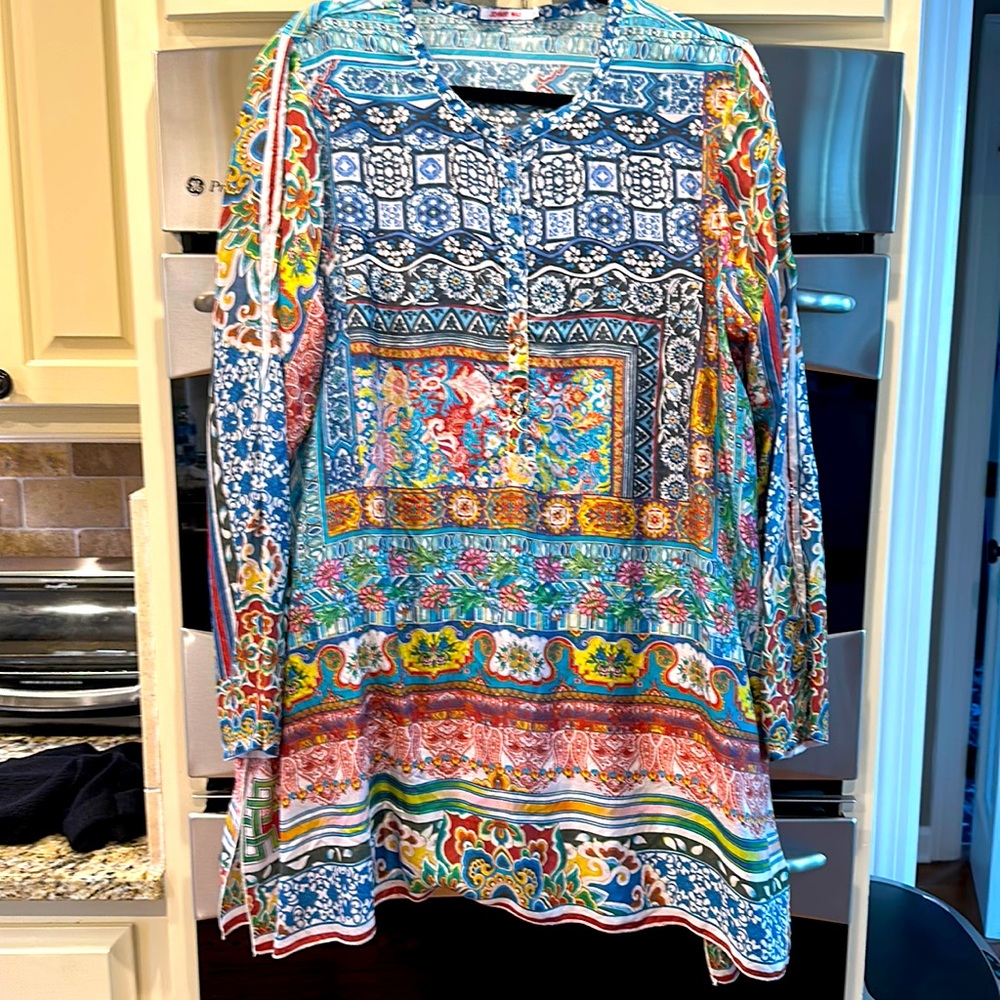 NWOT JOHNNY WAS TUNIC TOP SIZE LARGE